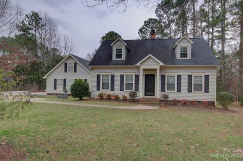 8001 Kingsland Dr, Waxhaw, NC 28173