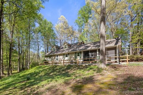 104 Hunters Trl #17, Tryon, NC 28782