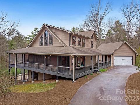 213 Dragon Tail Dr, Brevard, NC 28712