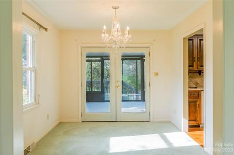 1603 4th St NE, Conover, NC 28613 photo 10