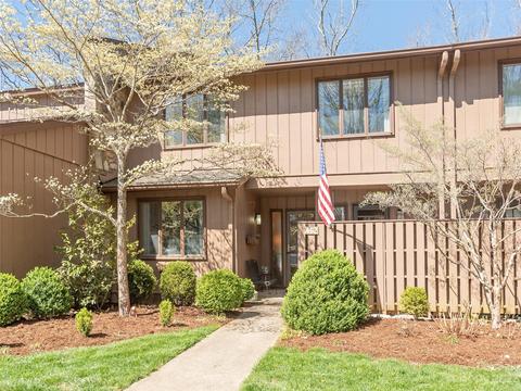 462 Crowfields Dr, Asheville, NC 28803