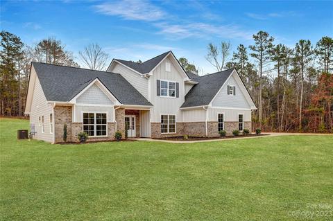 1800 Greyfox Estates Rd, Lancaster, SC 29720