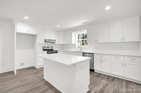 240 Odell Rd, Statesville, NC 28625