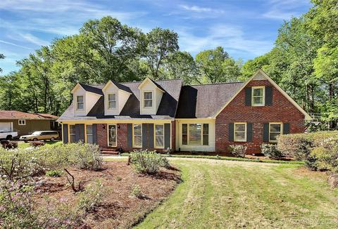 2451 Colebrook Dr, Rock Hill, SC 29732