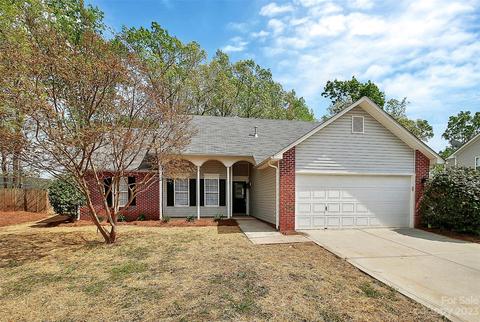 3012 Waycross Dr, Monroe, NC 28110 photo 1