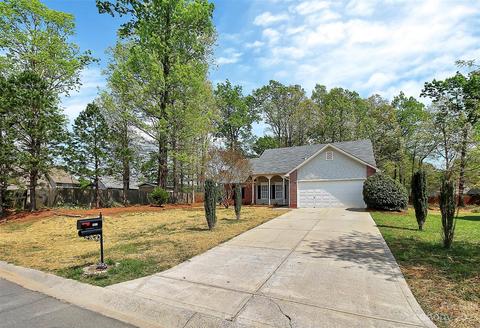 3012 Waycross Dr, Monroe, NC 28110 photo 2