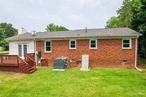 122 Crestview Dr, Concord, NC 28027 photo 34