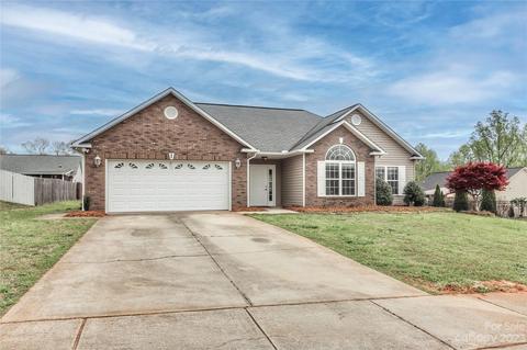 1834 Terrain Dr NW #37, Conover, NC 28613