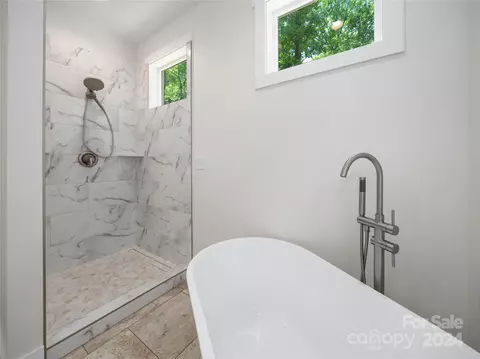 Bath - 359 Tip Top Rd, Brevard, NC 28712 photo 5 of 12