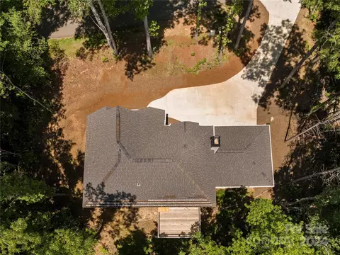 Other - 359 Tip Top Rd, Brevard, NC 28712 photo 11 of 12