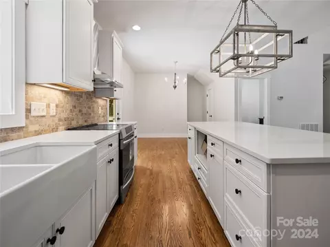 Kitchen - 359 Tip Top Rd, Brevard, NC 28712 photo 2 of 3