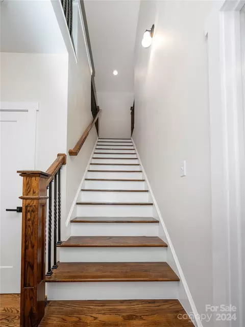 Entry Way - 359 Tip Top Rd, Brevard, NC 28712 photo 8 of 8