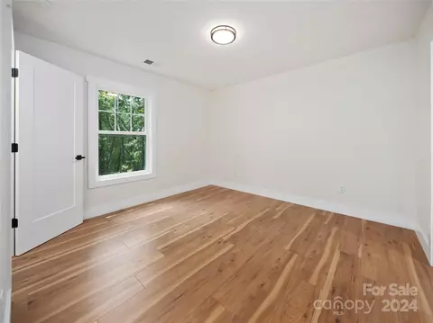 Bedroom - 359 Tip Top Rd, Brevard, NC 28712 photo 5 of 7
