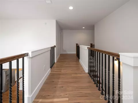 Entry Way - 359 Tip Top Rd, Brevard, NC 28712 photo 6 of 8