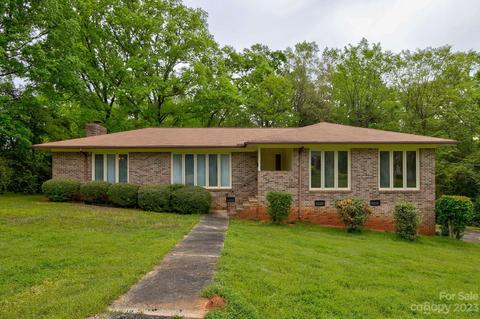 120 Walnut St, Winnsboro, SC 29180