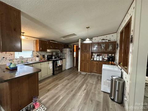 3705 34th St, Hickory, NC 28601 photo 12