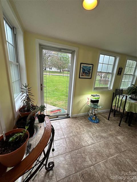 3705 34th St, Hickory, NC 28601 photo 8