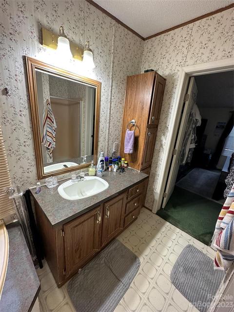 3705 34th St, Hickory, NC 28601 photo 20