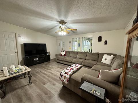3705 34th St, Hickory, NC 28601 photo 6