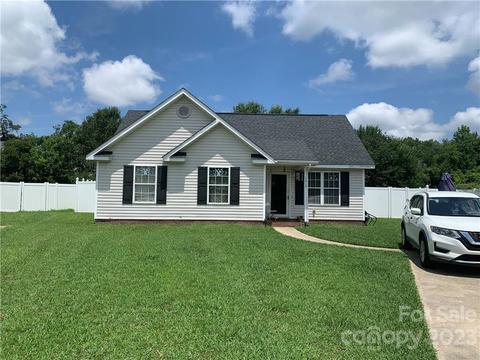 5212 Devas Ct, Charlotte, NC 28269