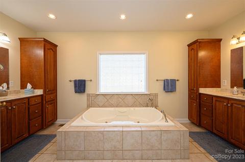 2389 Shang Ln, Conover, NC 28613 photo 31