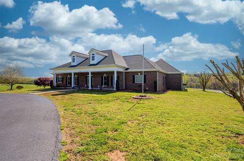 2389 Shang Ln, Conover, NC 28613 photo 8