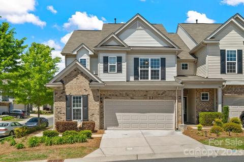 5103 Mount Clare Ln, Charlotte, NC 28210