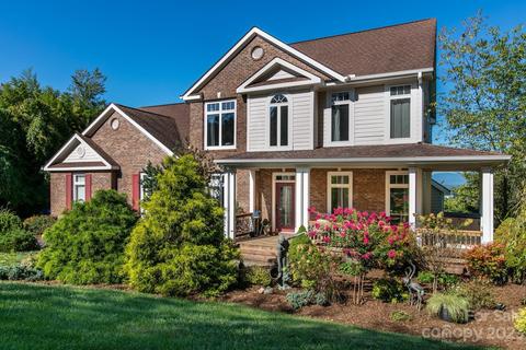 2 Perrion Ave, Weaverville, NC 28787