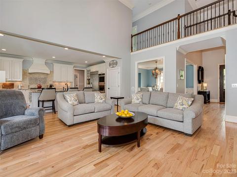 6211 Fox Chase Dr, Davidson, NC 28036 photo 7