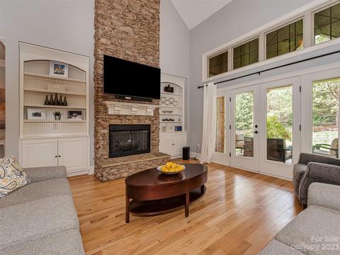 6211 Fox Chase Dr, Davidson, NC 28036 photo 6