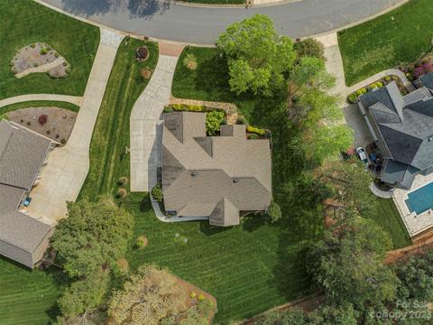 6211 Fox Chase Dr, Davidson, NC 28036 photo 24
