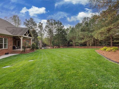 6211 Fox Chase Dr, Davidson, NC 28036 photo 20