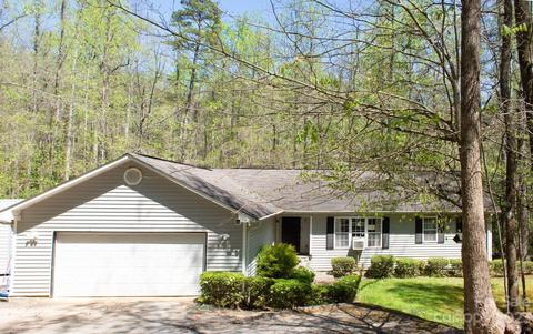 660 Dublin Ln, Columbus, NC 28722