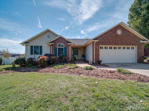 203 Royal Ave, Albemarle, NC 28001