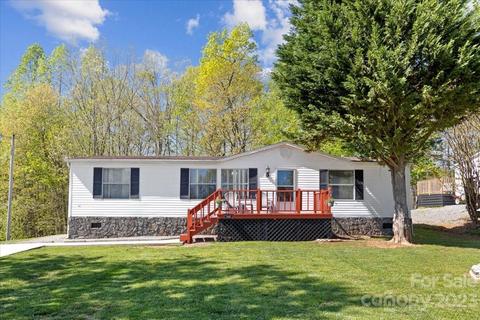 145 Harmony Estates Dr, Nebo, NC 28761