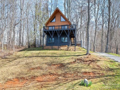 109 Hoot Owl Rdg, Waynesville, NC 28786
