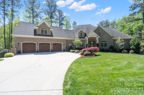 7632 Cottonwood Dr, Denver, NC 28037