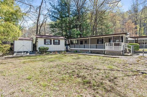 59 Park Pl, Maggie Valley, NC 28751