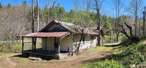 1756 Long Branch Rd, Marshall, NC 28753