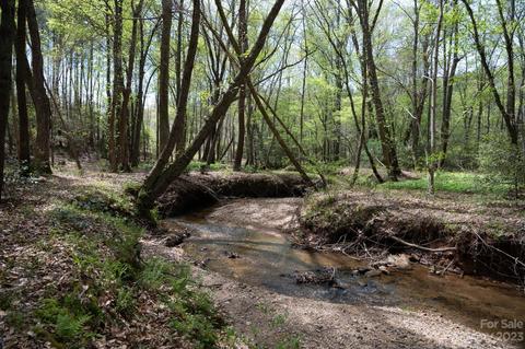 1635 Smokey Creek Rd, Morganton, NC 28655