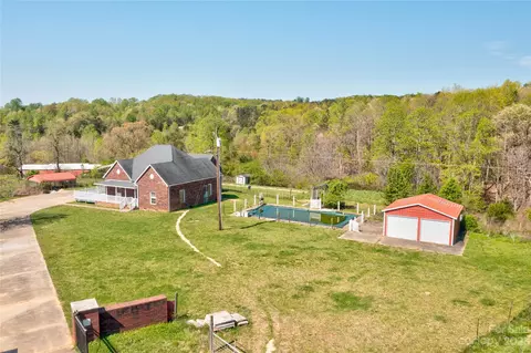 340 Mitchum Rd, Ellenboro, NC 28040