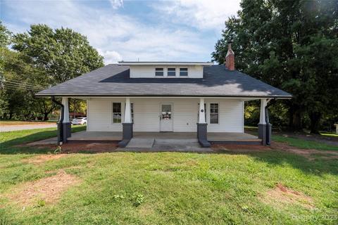 328 Miller Ave, Statesville, NC 28677