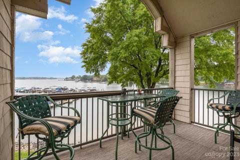 18709 Nautical Dr #306, Cornelius, NC 28031