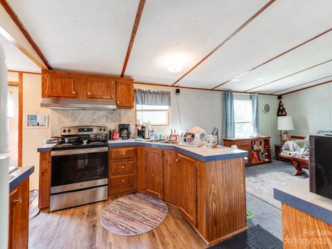 1666 Amy Dr, Conover, NC 28613 photo 12