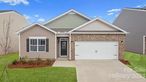 3961 Village Blvd NW, Conover, NC 28613