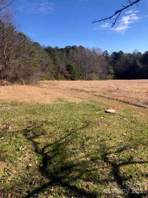 000 Mud Cut Loop, Marion, NC 28752 photo 2