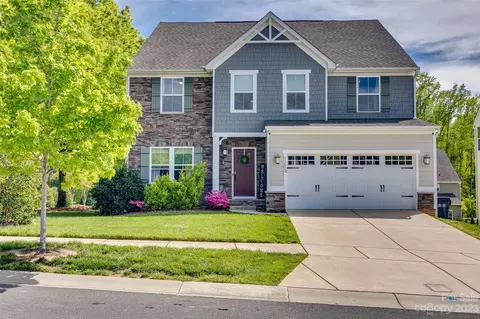 1203 Longwall Ln, Matthews, NC 28105