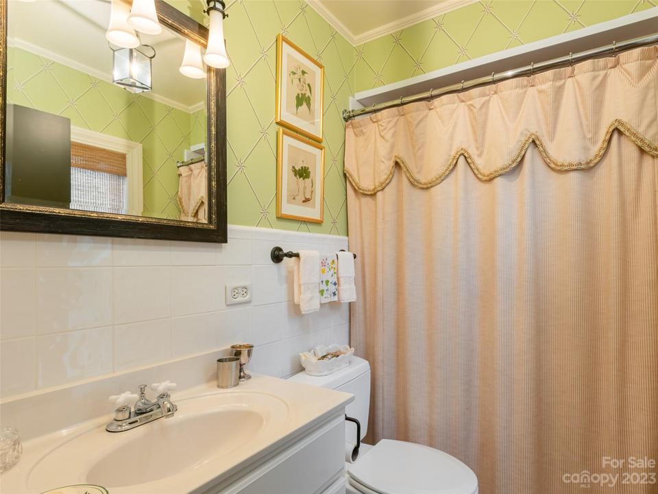  15 Hilltop Rd, Asheville, NC 28803 photo 33