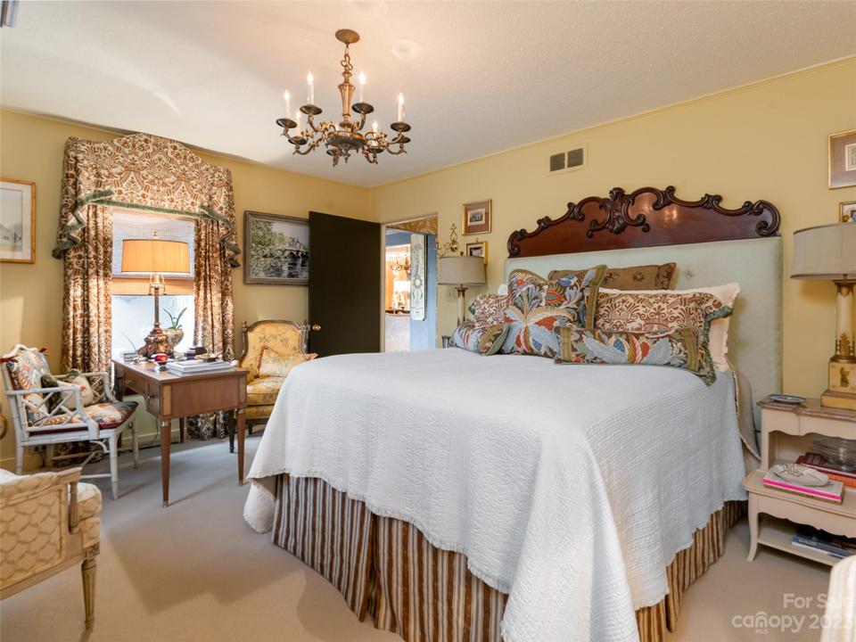  15 Hilltop Rd, Asheville, NC 28803 photo 32