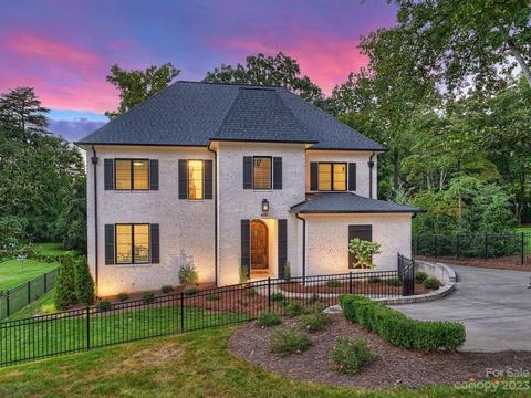 655 Dogwood Ln, Davidson, NC 28036